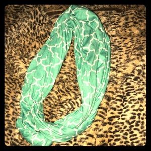 Infinity Scarf with Hidden pocket
